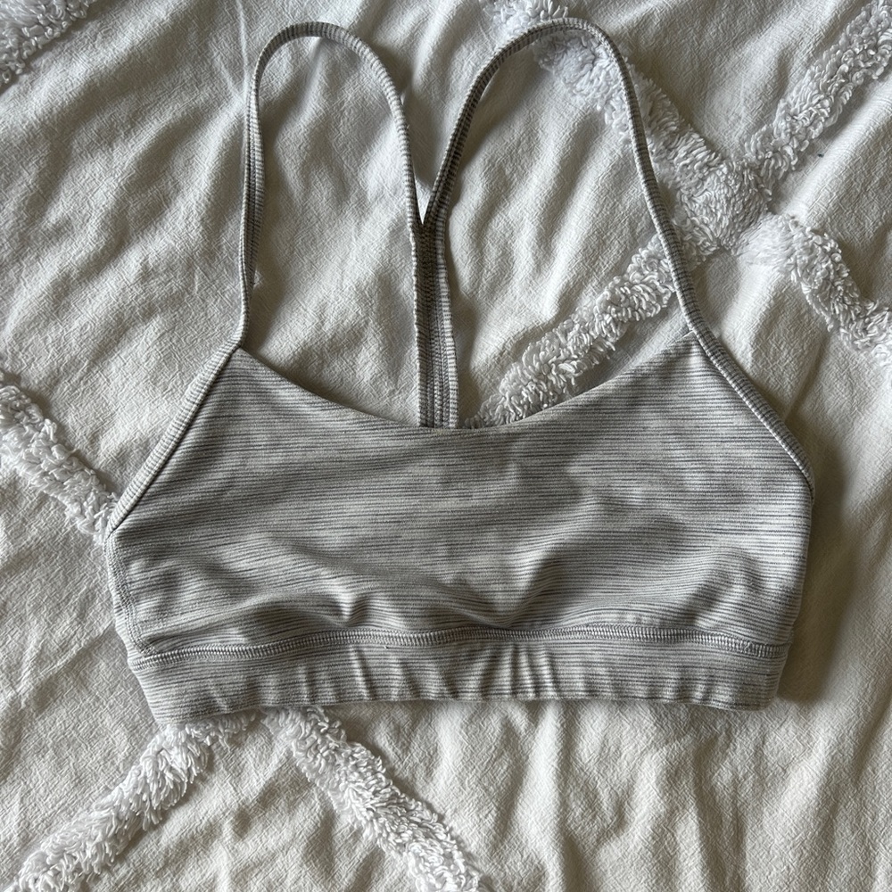 Lululemon Flow Y Nulu Bra Light Support, A–C Cups